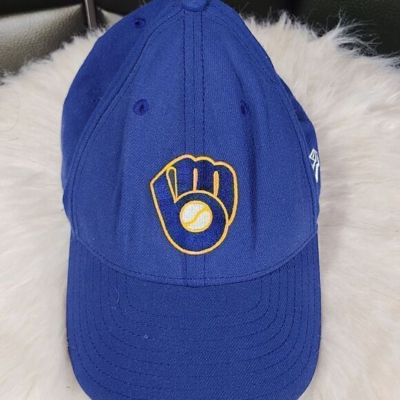 New Era  Brewers hat - Picture 2 of 5